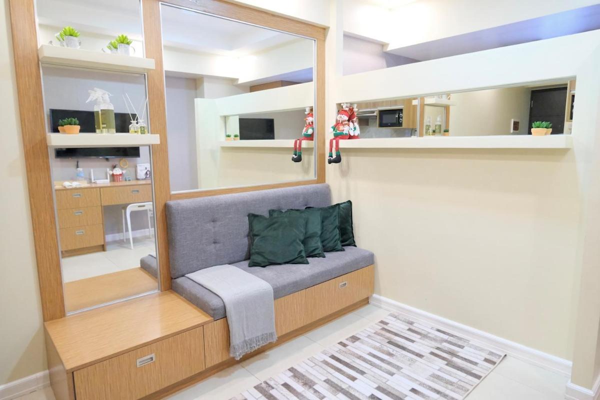 Comfycabin 2 At Avida Towers Riala It Park Apartment