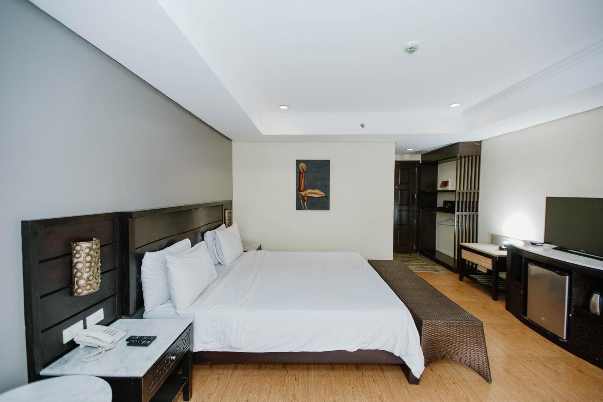 Westown Lagoon - South Wing Resort 3*
