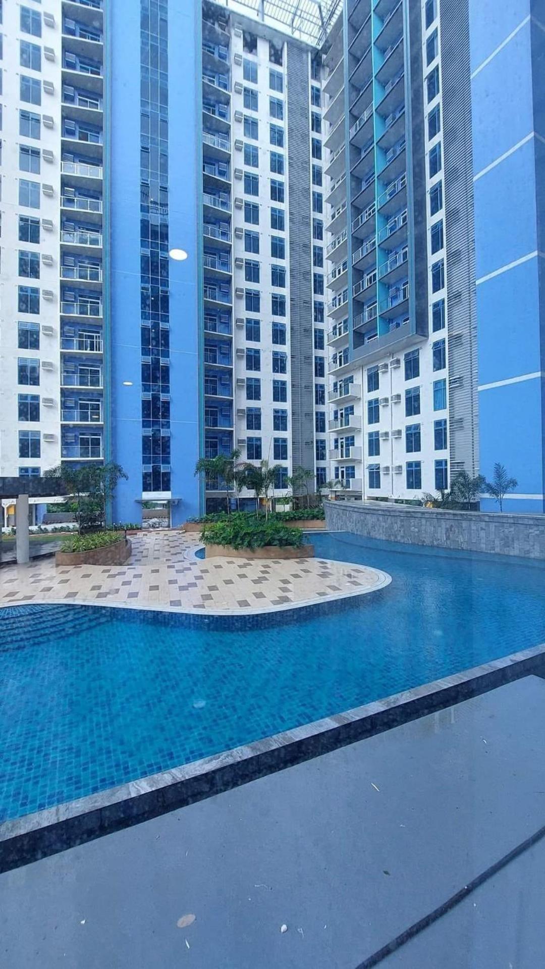 Rob's Ph 420 Mivela Garden Residences Cebu