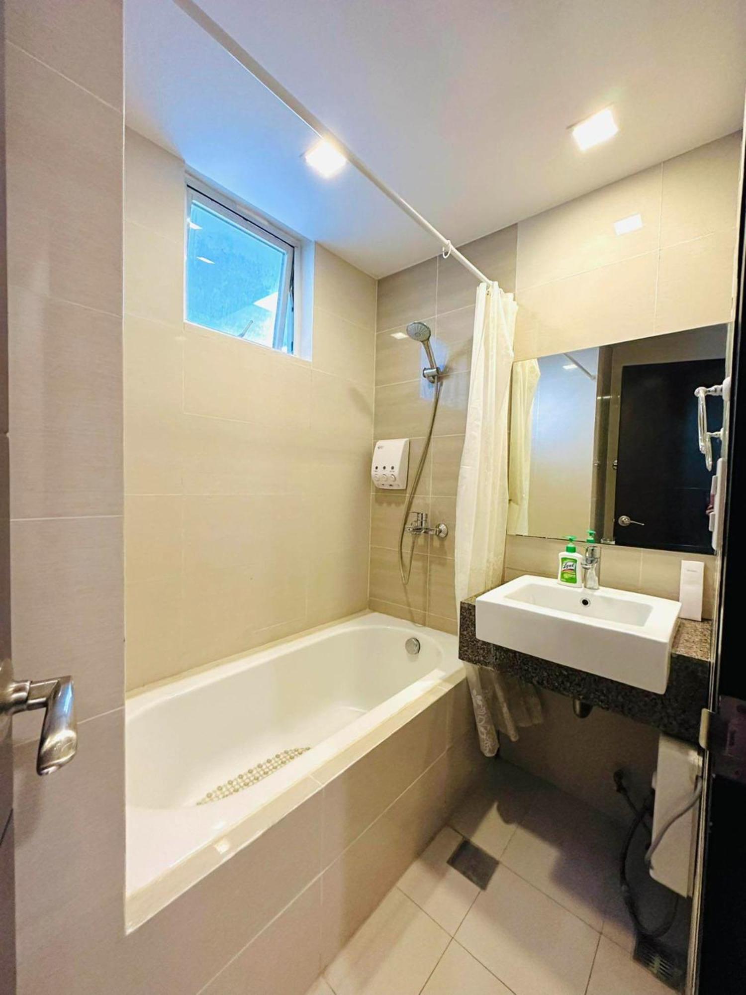 One Pacific Residences By Hiverooms Lapu-Lapu City