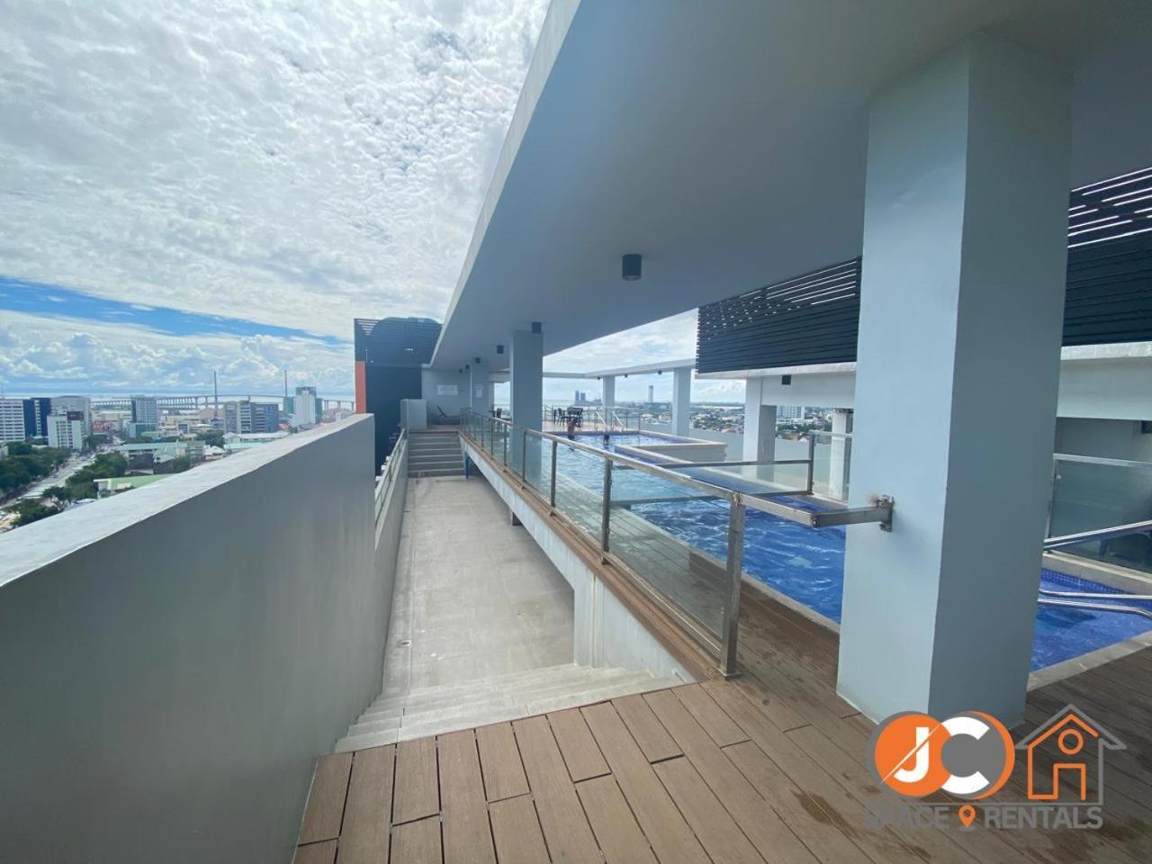 Jc Spacerentals 1521 West Jones Residences, Mountain View, Free Wi-fi & Netflix, Upper Floor Located At The Center Of * Cebu