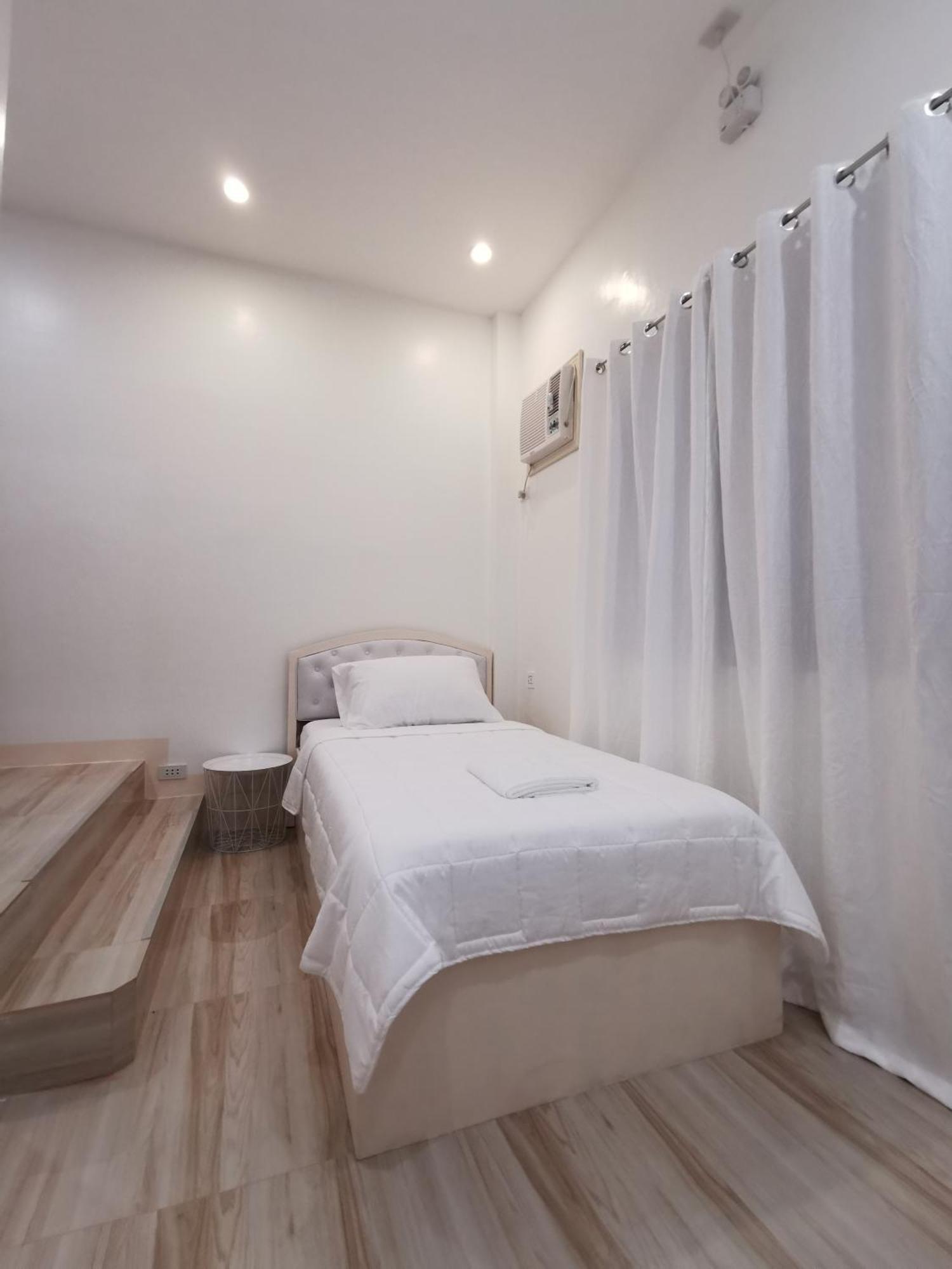 Acrige Apartelle At Heart Of Bogo