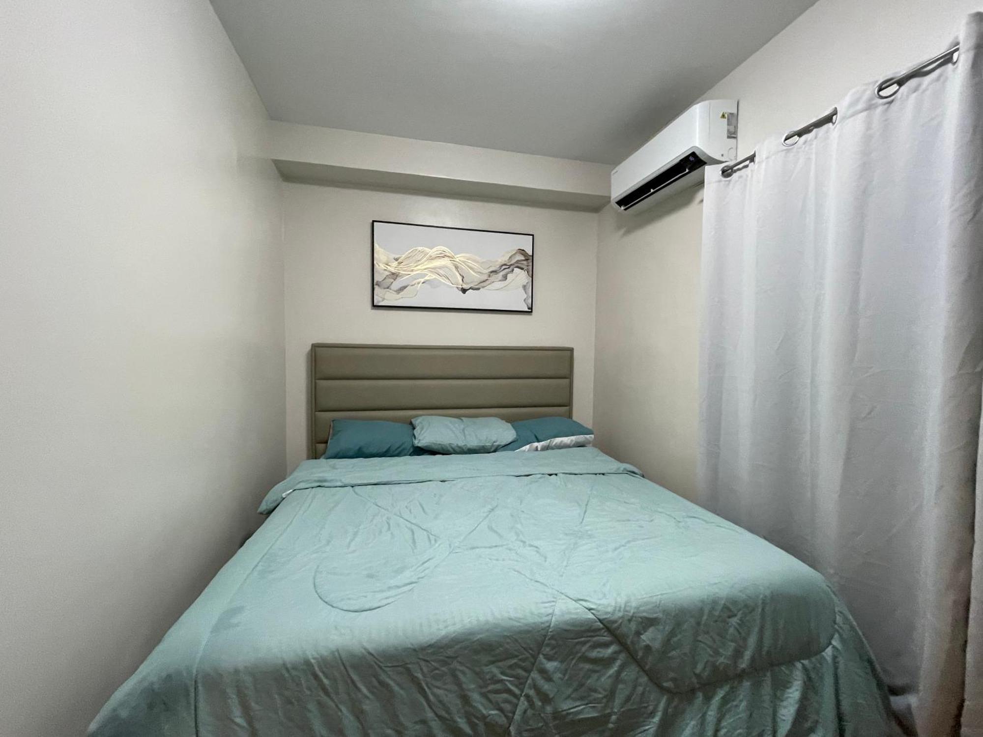 Jimenez's Modern Urban Oasis Apartment Cebu
