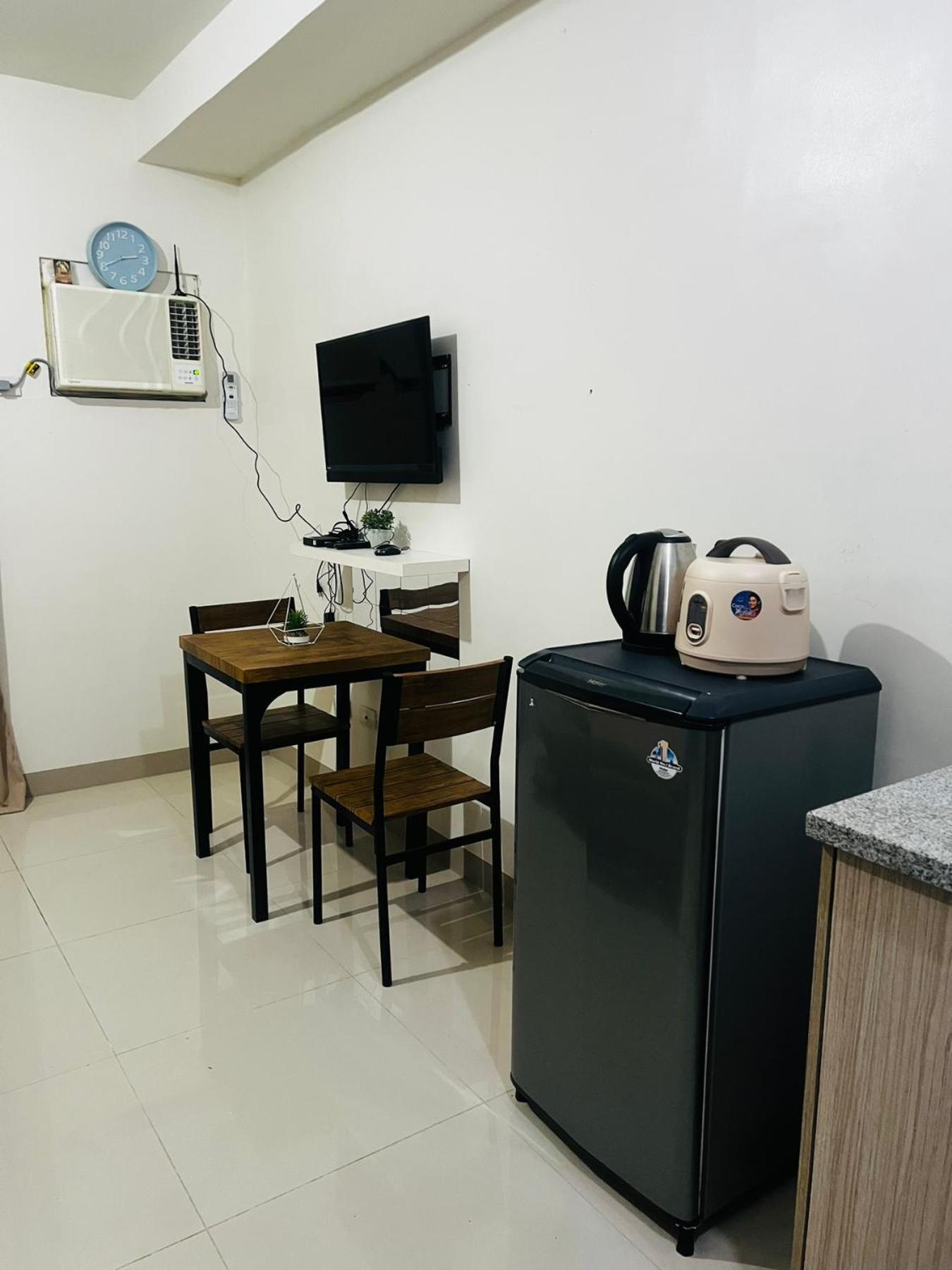 Unit - Casa Mira Towers Labangon *
