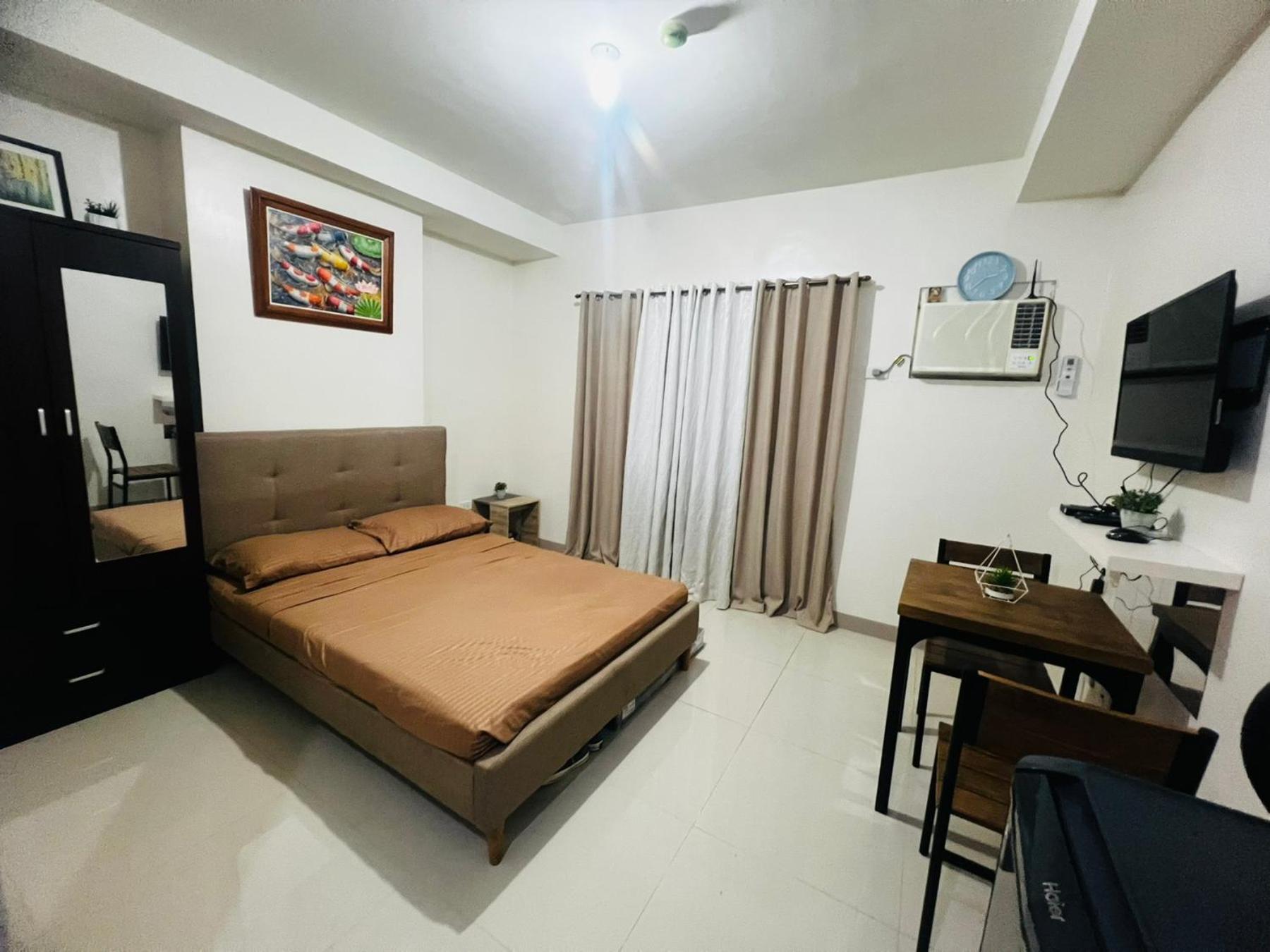 Aparthotel Unit - Casa Mira Towers Labangon *