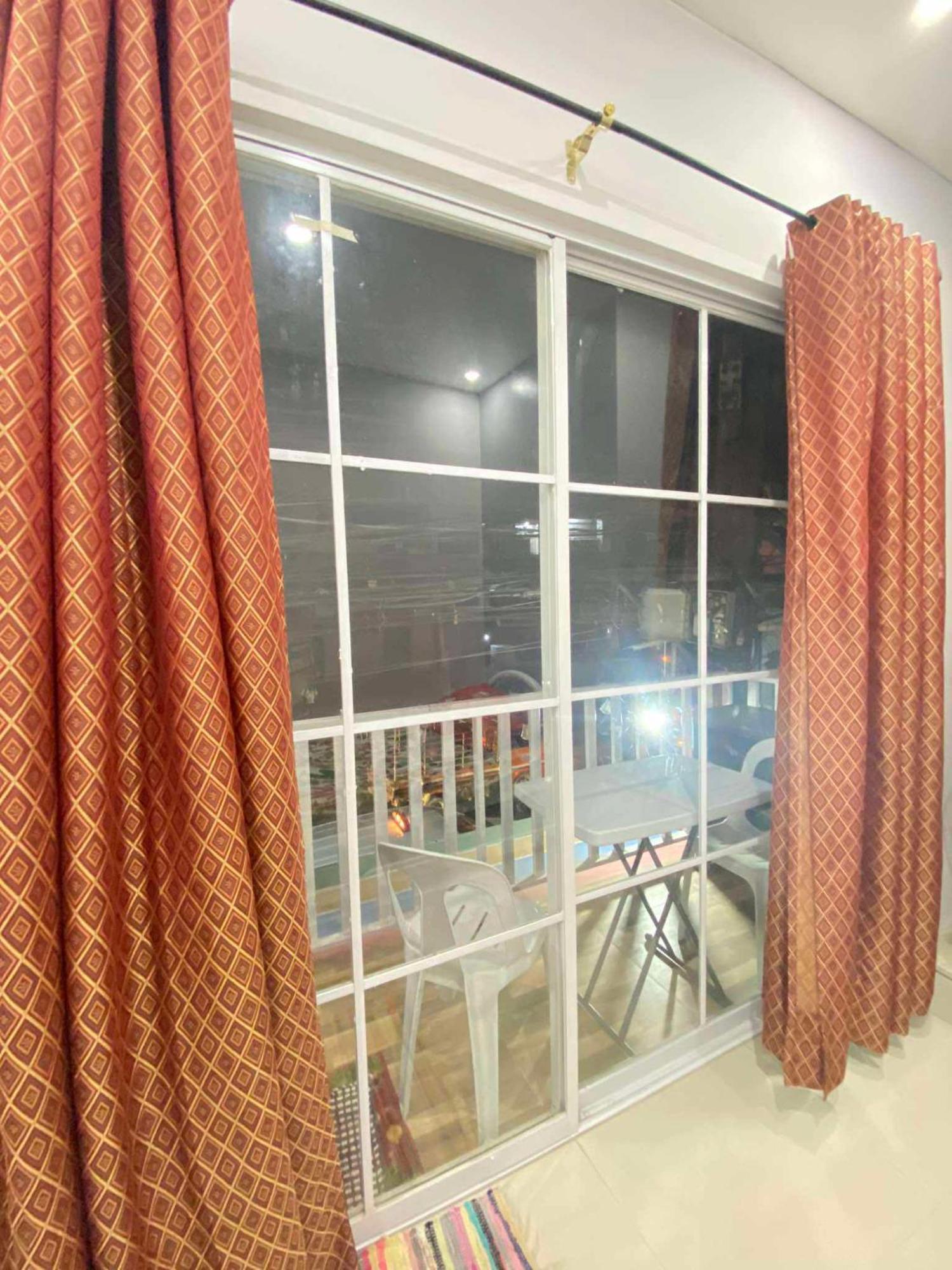 Capsule hotel Toncil - Bed And Bath Near Anjo World *