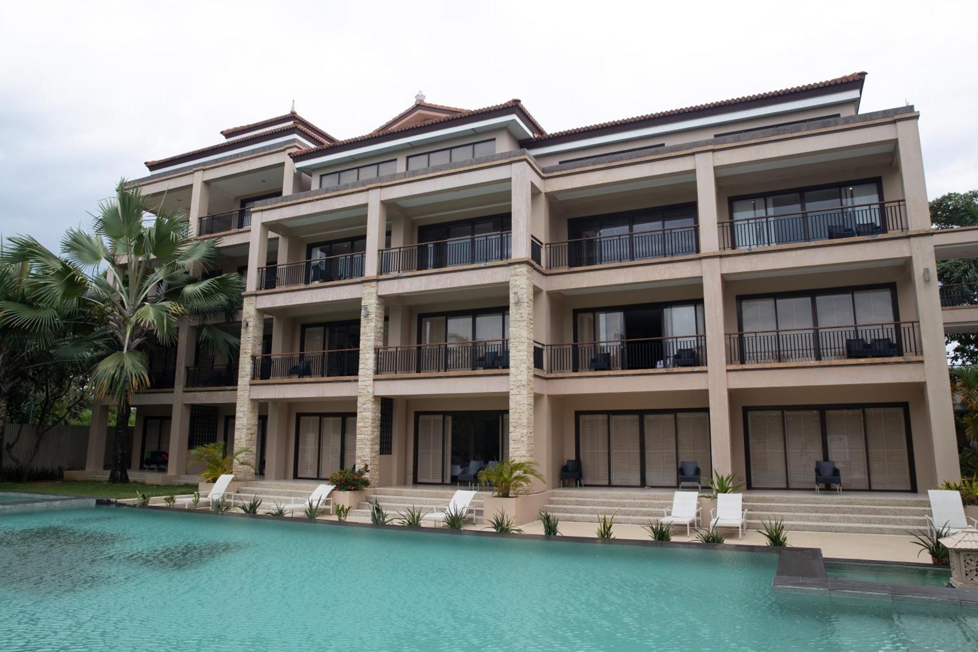 Resort Coralpoint Gardens & Residences