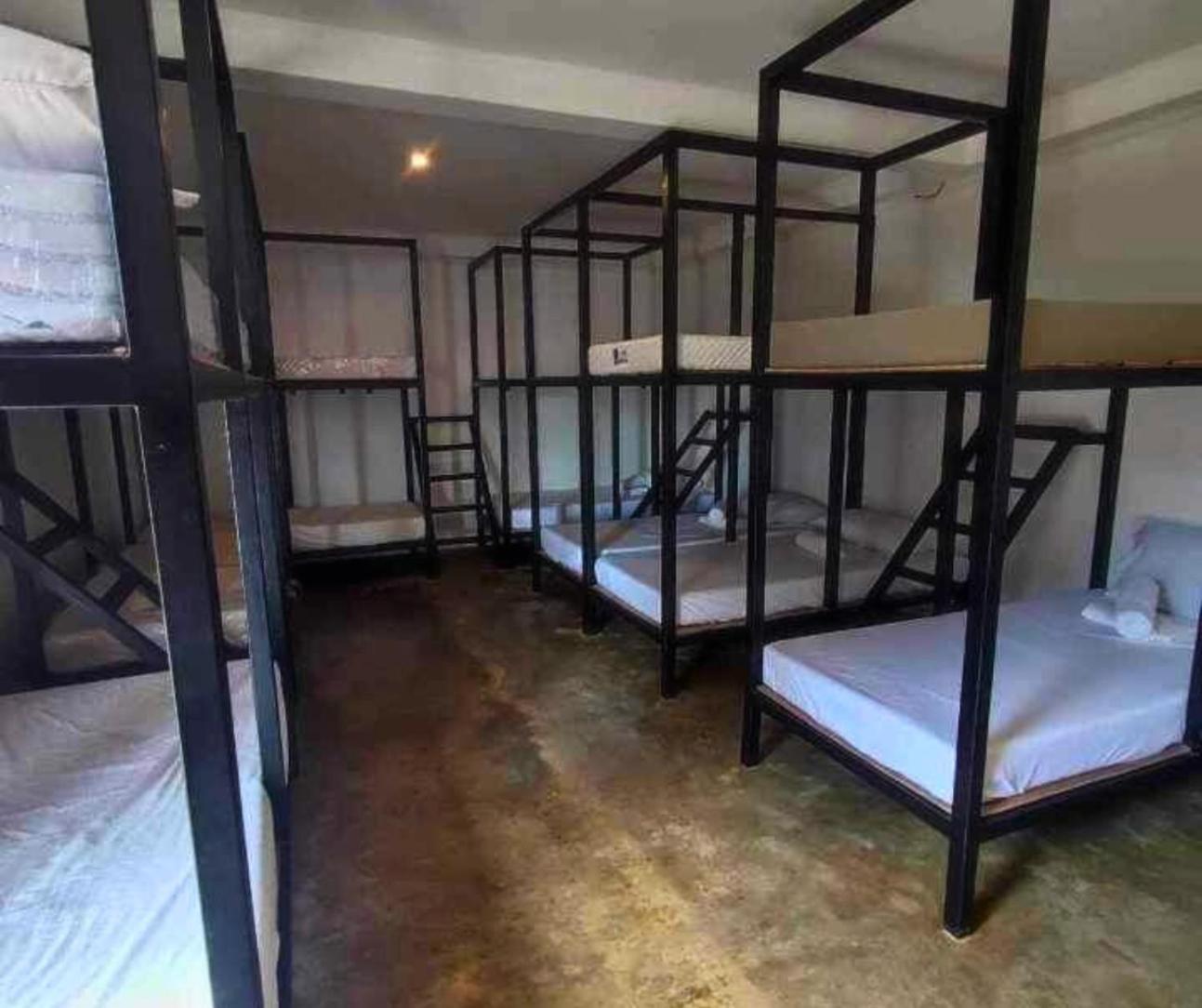 Hostel Tuyom By 7
