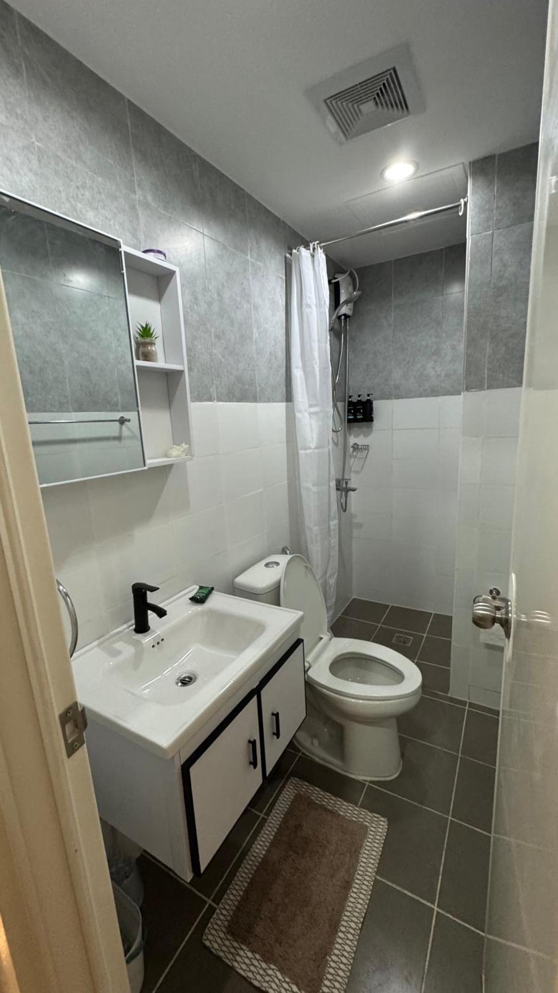 Slai Staycation Near Mactan Newtown Aparthotel