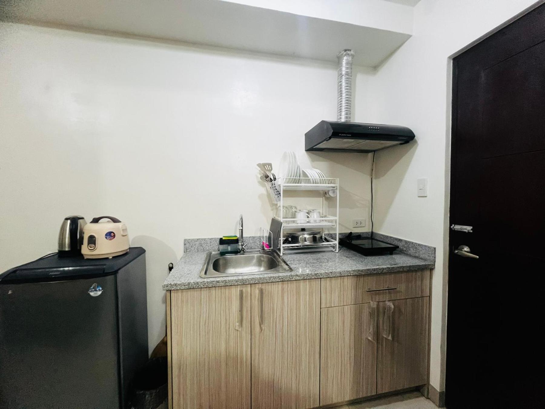 Aparthotel Unit - Casa Mira Towers Labangon *