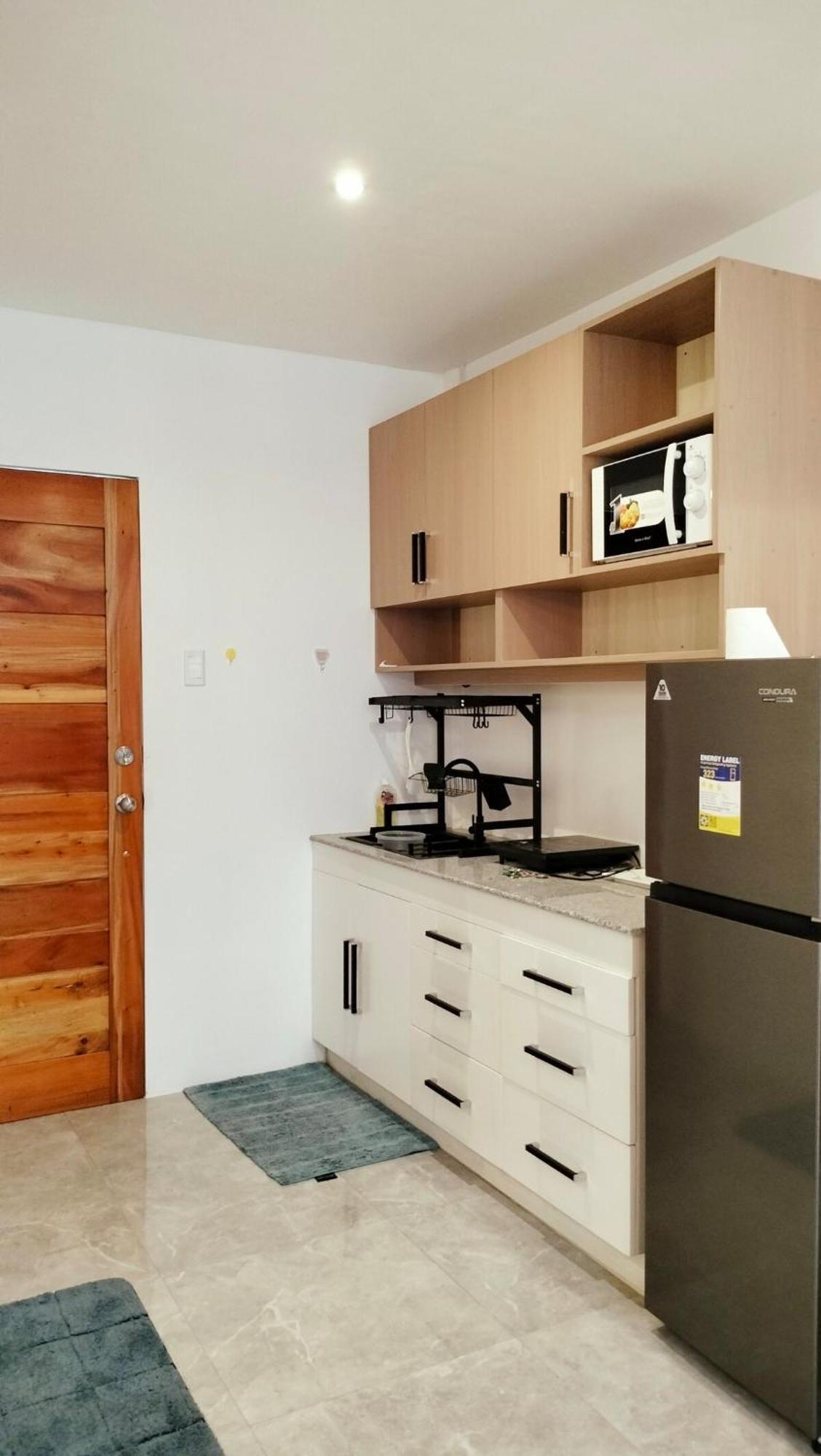 Cozy Near Airport Apartment