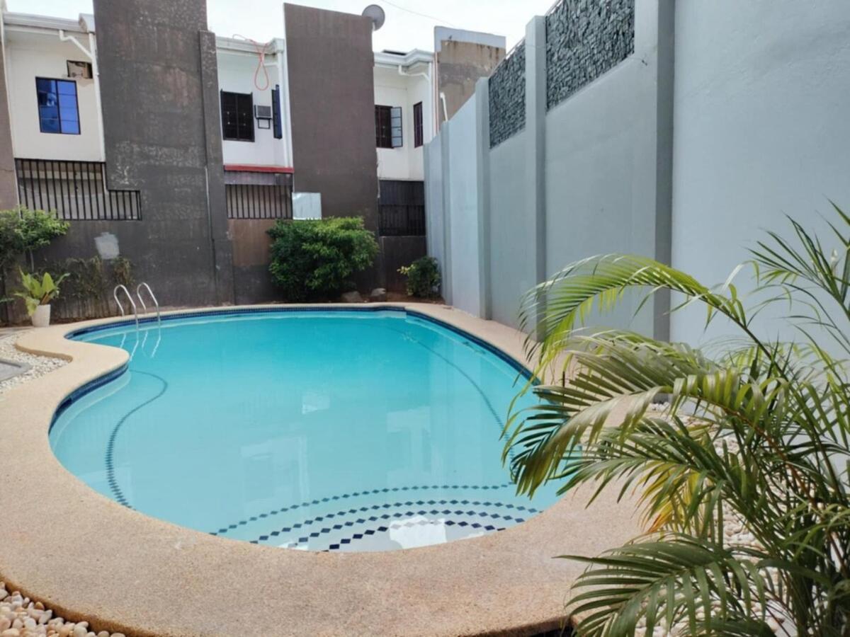 Cozy Near Airport Apartment