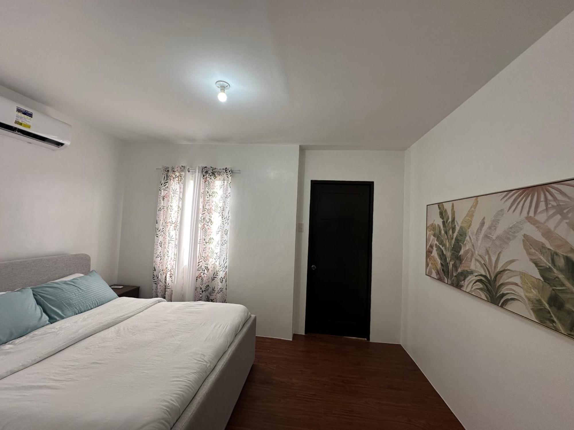 Almond Drive 2br Townhouse Near Srp Nustar