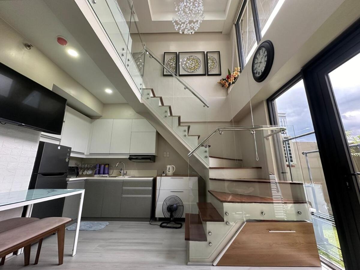 Grasya's City Loft At Baseline Premier Apartment *
