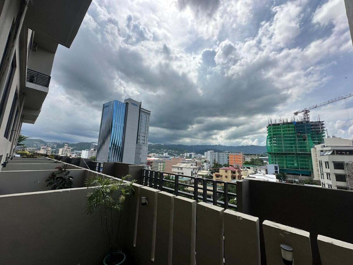 Grasya's City Loft At Baseline Premier Apartment *
