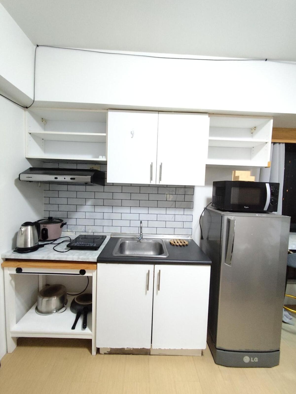 11th-floor 1br It Park Unit-walk To Ayala-sugbo Apartment