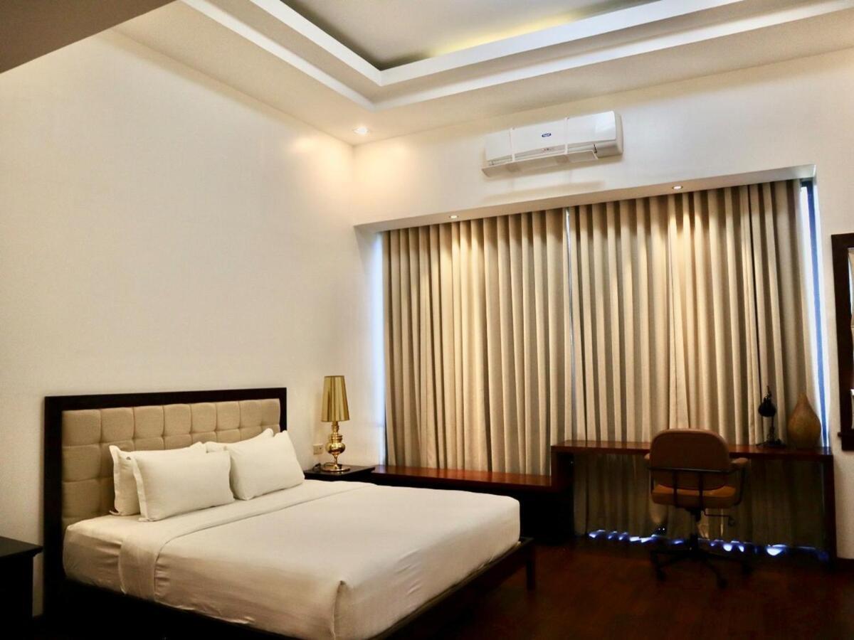 Apartment Stylish Luxury Penthouse With 3br, Wifi, Gym, Across Malls Mandaue City