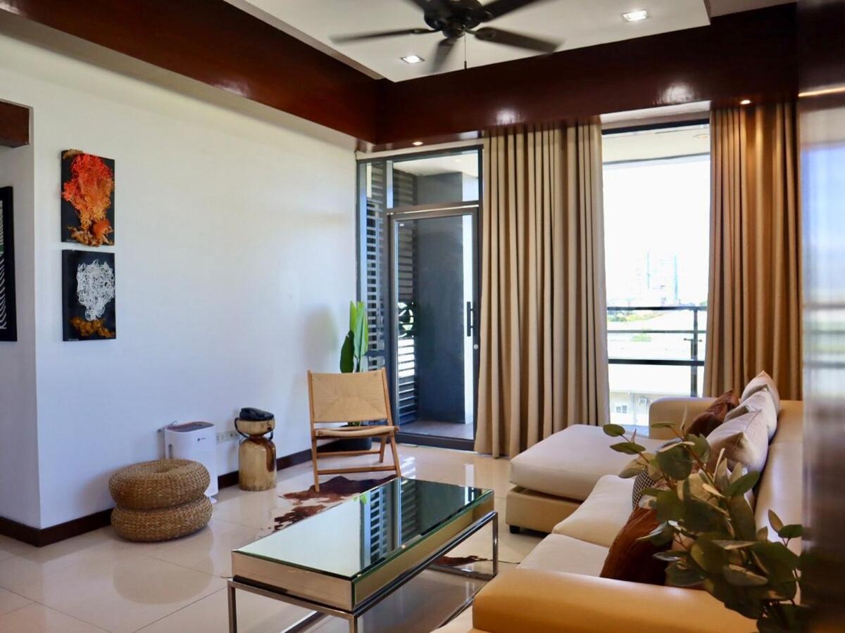 Apartment Stylish Luxury Penthouse With 3br, Wifi, Gym, Across Malls