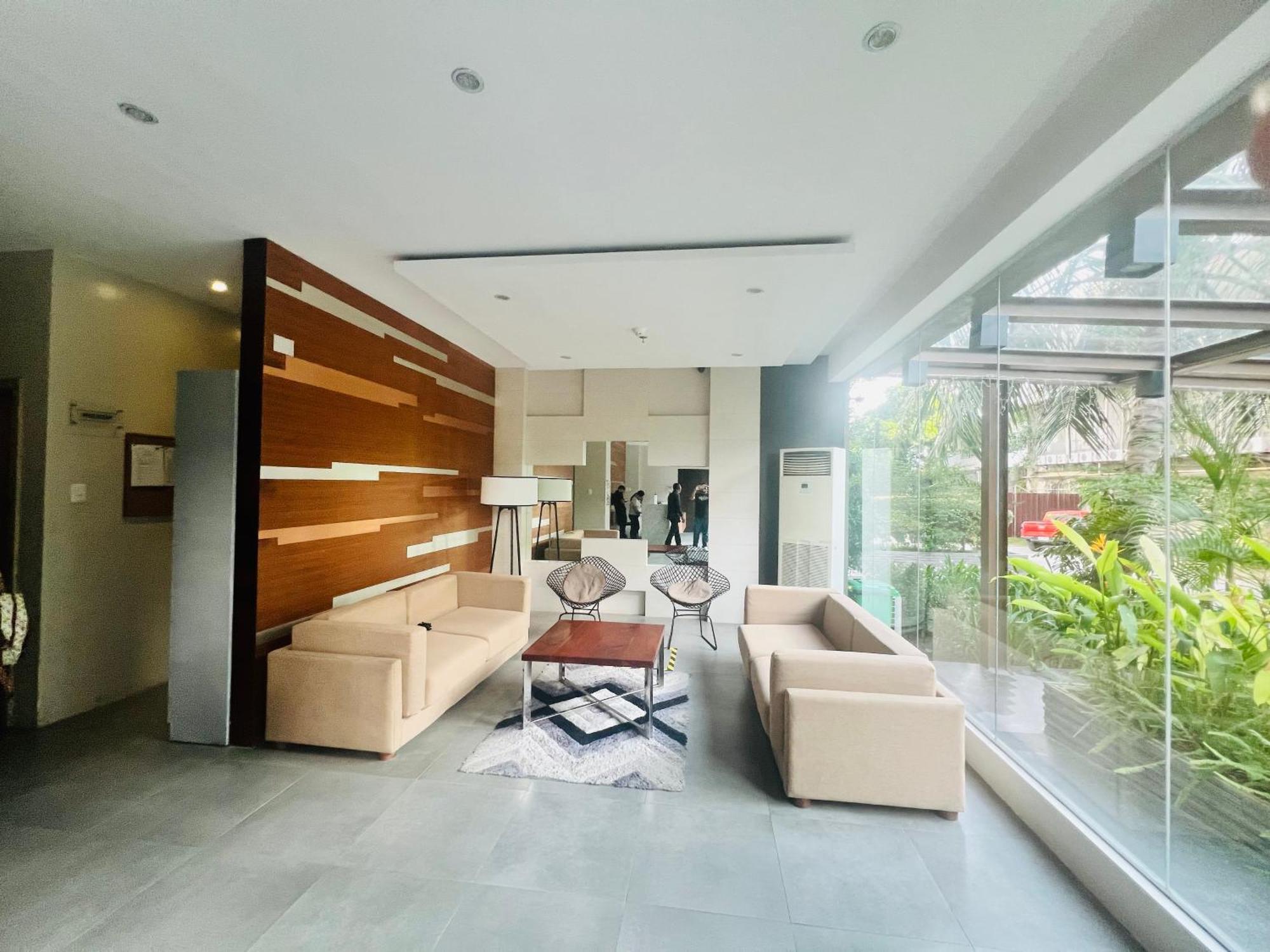 Aparthotel Luxe 1br Penthouse In Hyde Park Residences Cebu