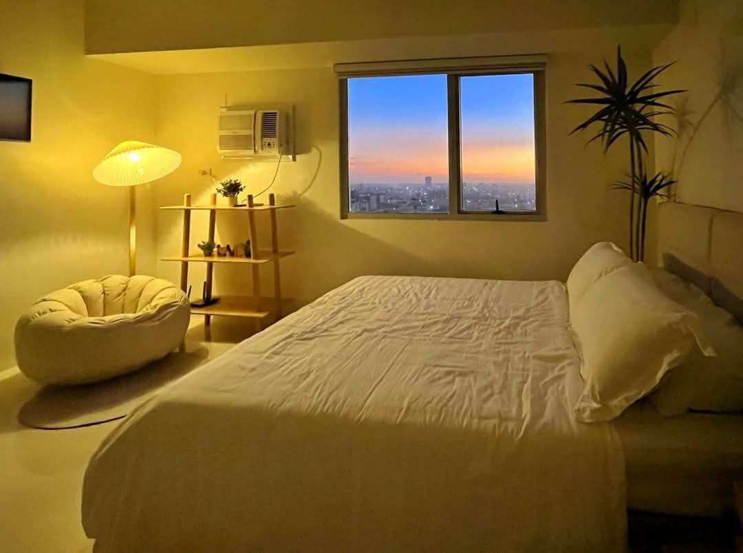 Cozy With Pool & Gym Near Ayala Center Aparthotel Cebu