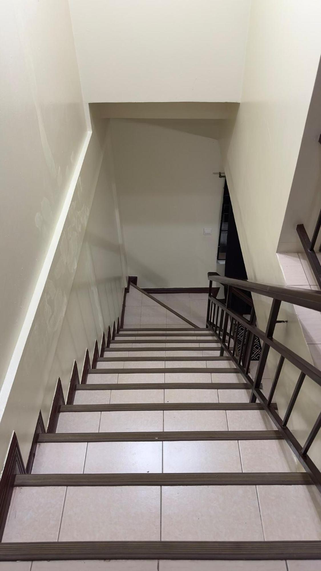 Bahay bakasyunan Prestige Quiet Subdivision Lapu-Lapu City