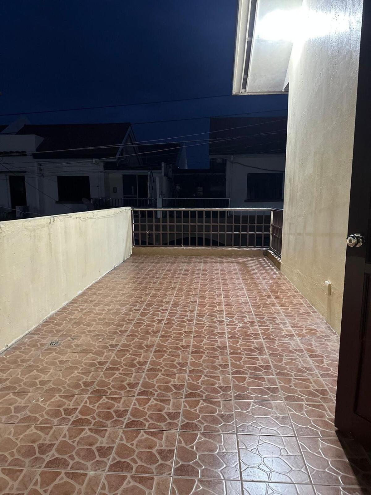 Bahay bakasyunan Prestige Quiet Subdivision *