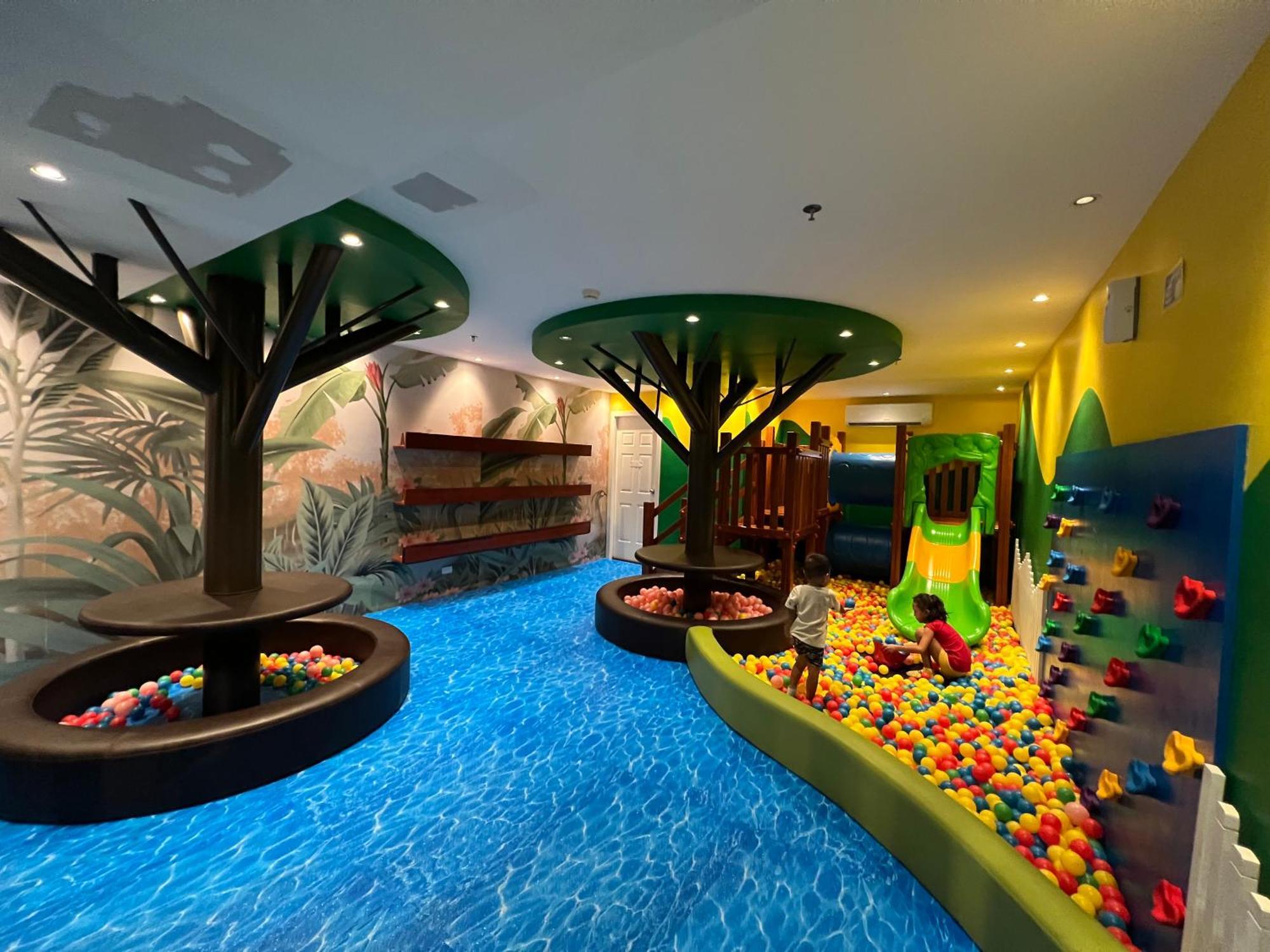 Luxury Pet Friendly Large 1bedroom W Balcony * Cebu