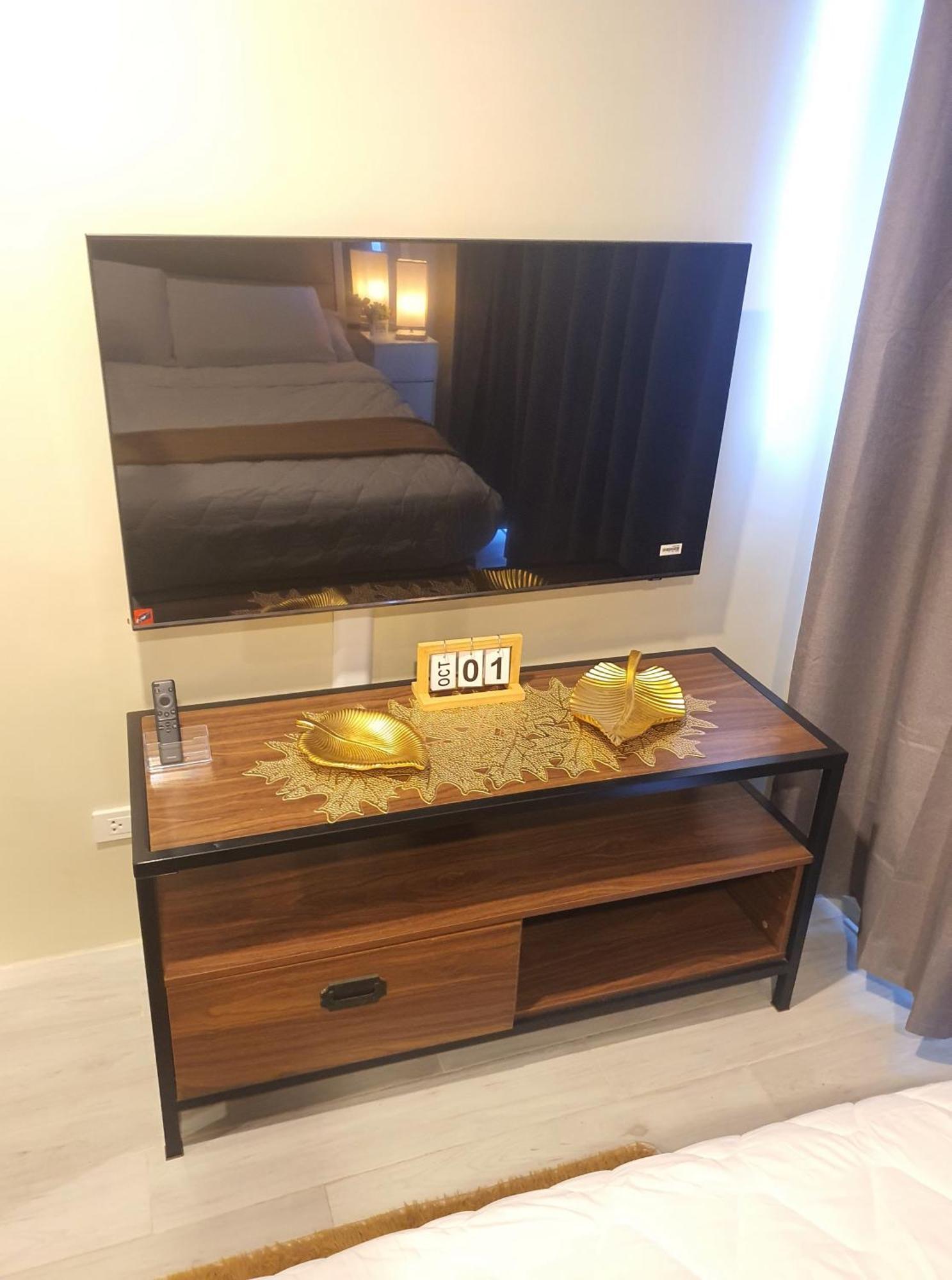 Budget Near Ayala Mall Cebu, Vfs - Sea And View With Balcony *