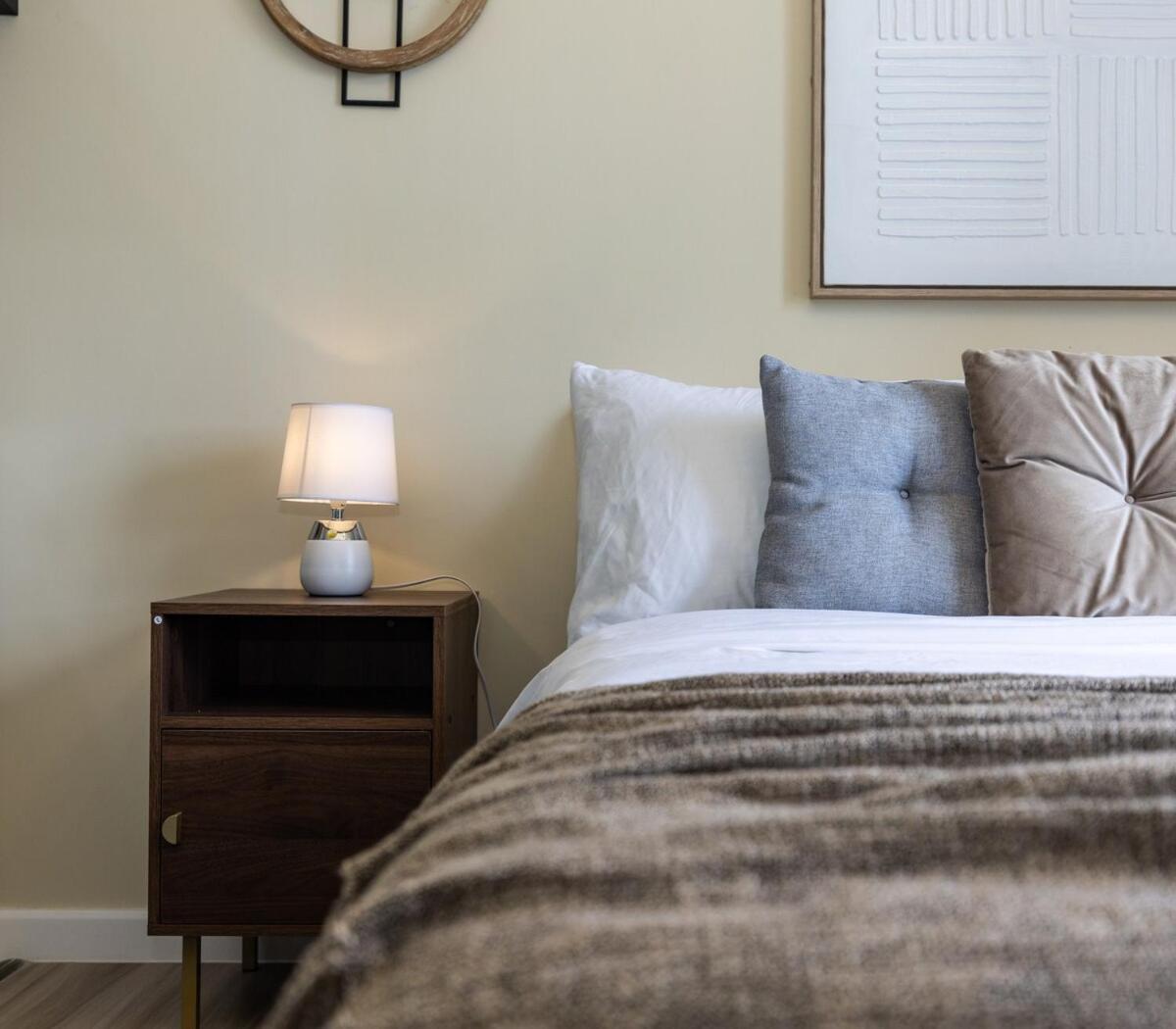 Apartment Furnished In It Park With Wifi, Netflix And Pool Access