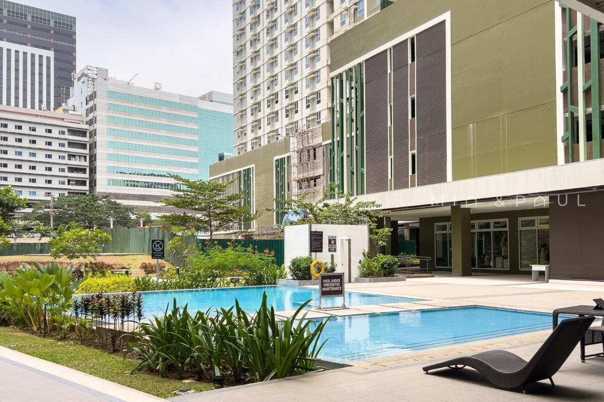 Apartment Furnished In It Park With Wifi, Netflix And Pool Access Cebu