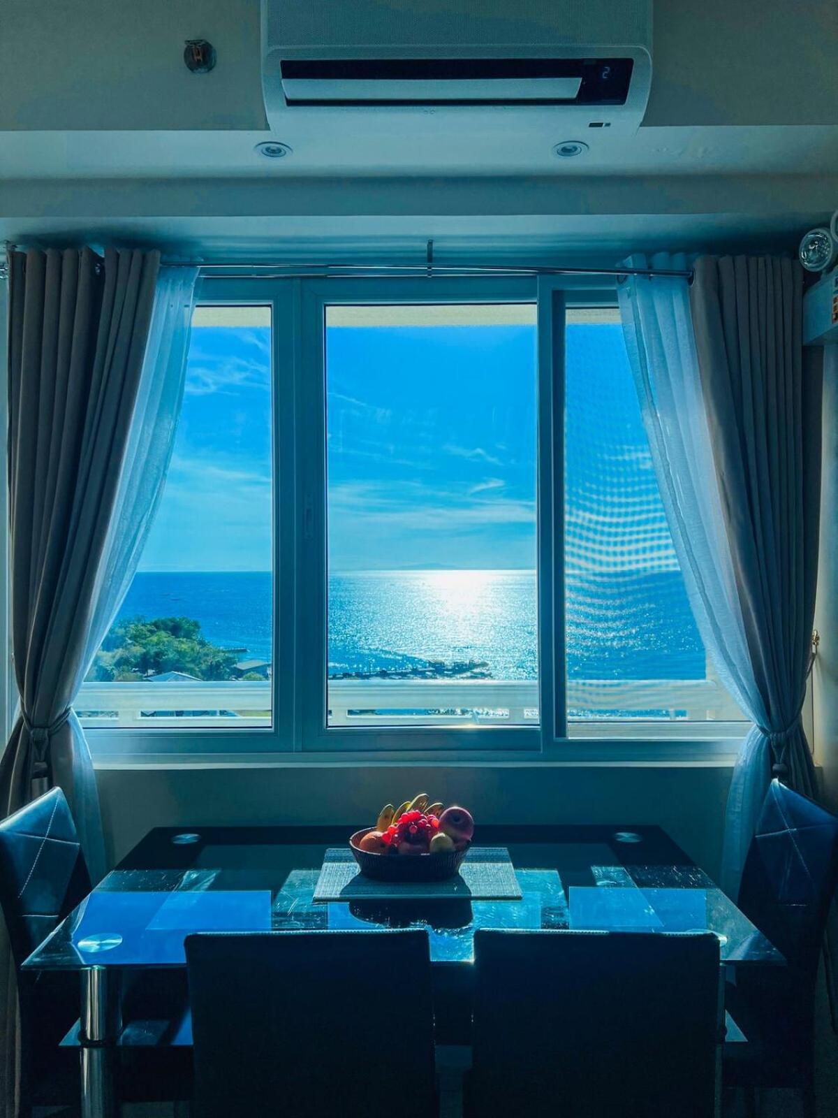 La Mirada Deluxe With Oceanview Apartment