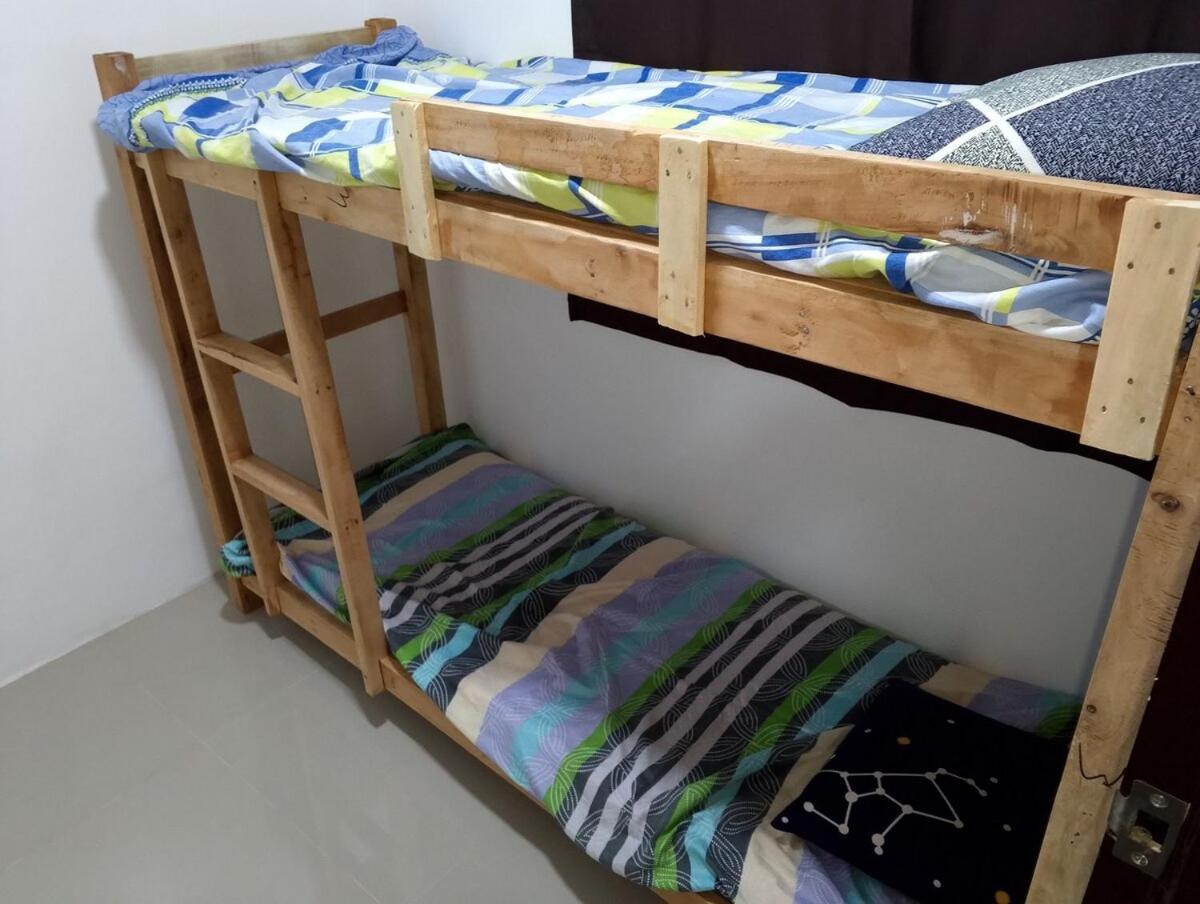 Bhs Serviced 2 Bedroom In Apartment Carcar