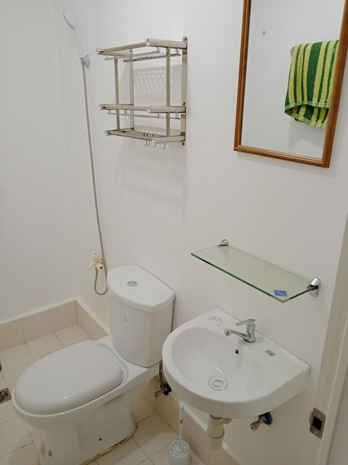 Bhs Serviced 2 Bedroom In Carcar