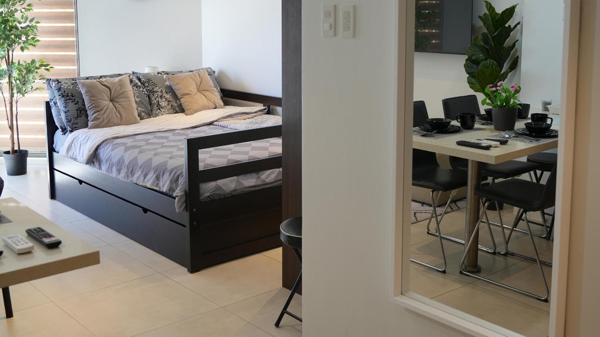 Dominiks Quite And Elegant Ocean View Pool At Tambuli High Floor Apartment Lapu-Lapu City