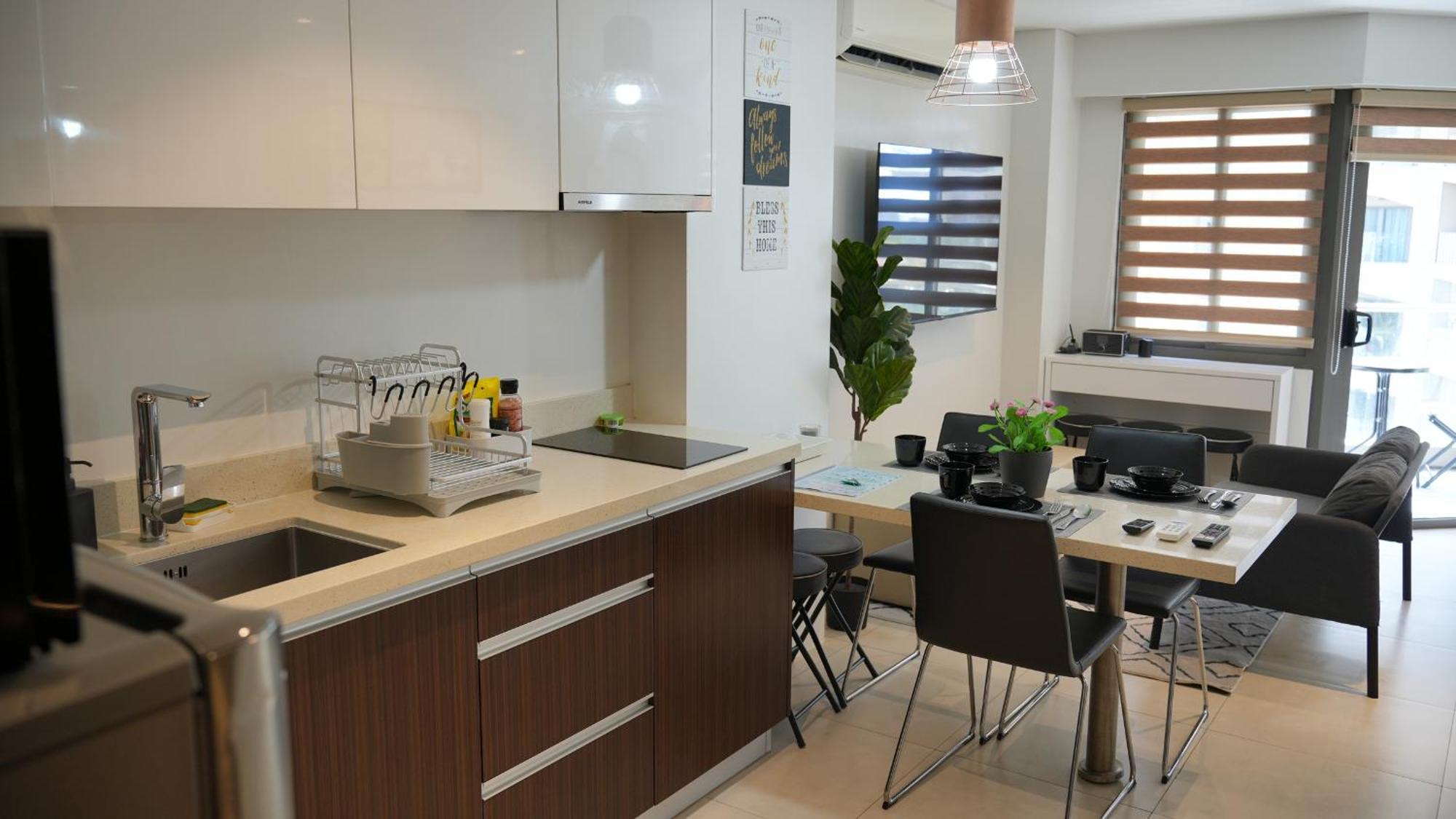 Apartment Dominiks Quite And Elegant Ocean View Pool At Tambuli High Floor *