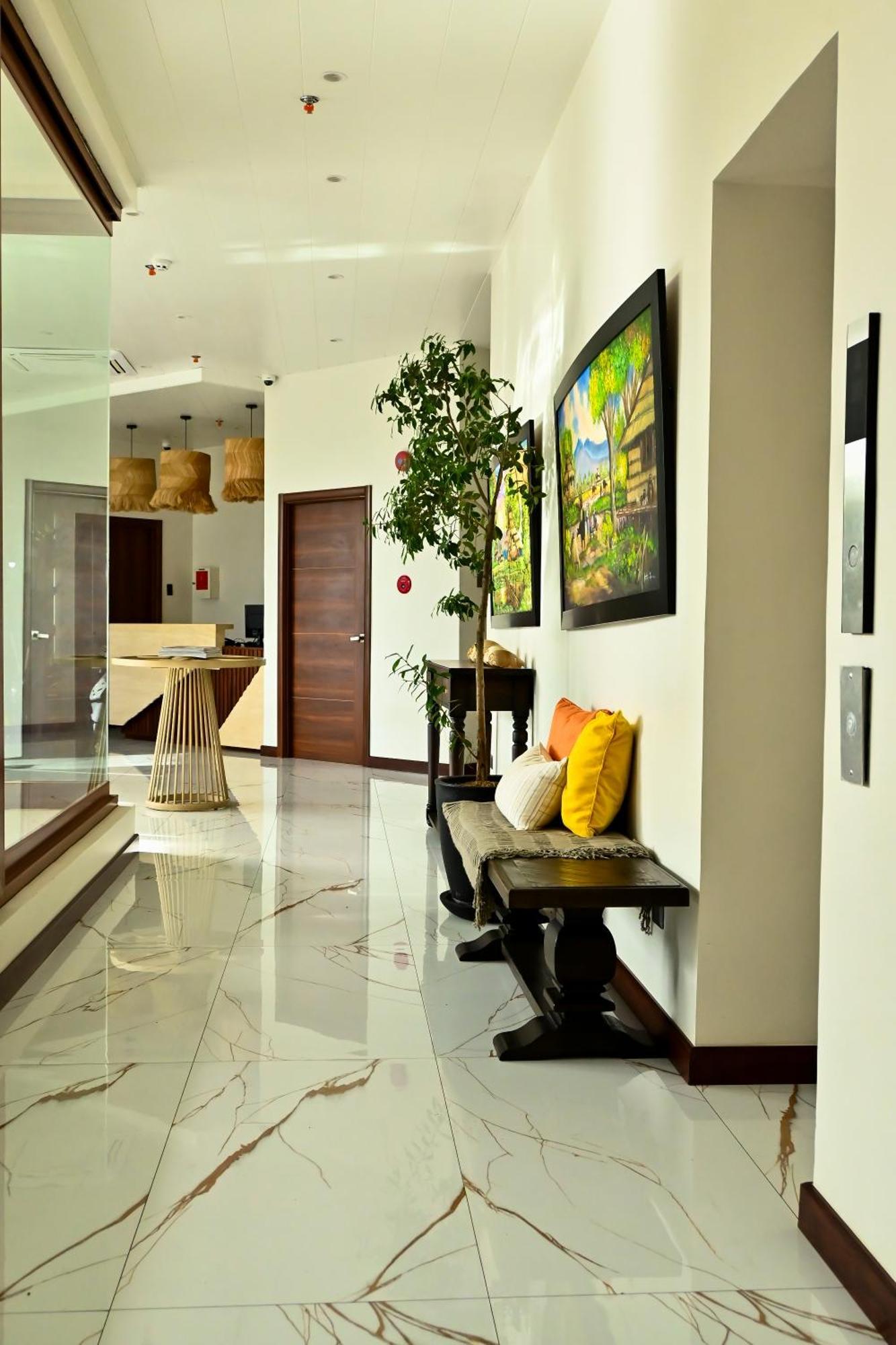 Hotel Summer
