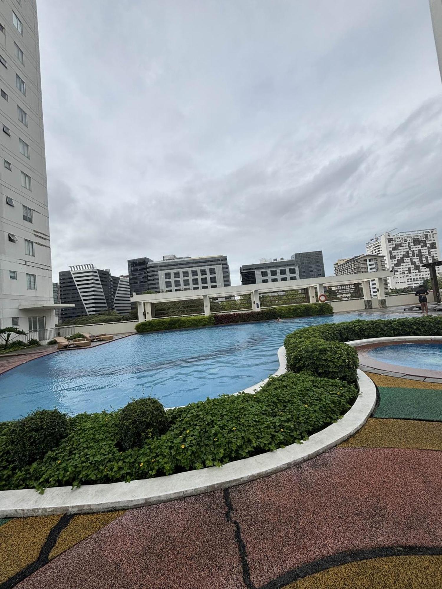 Avida Tower ,fully Furnish In It Park * Cebu