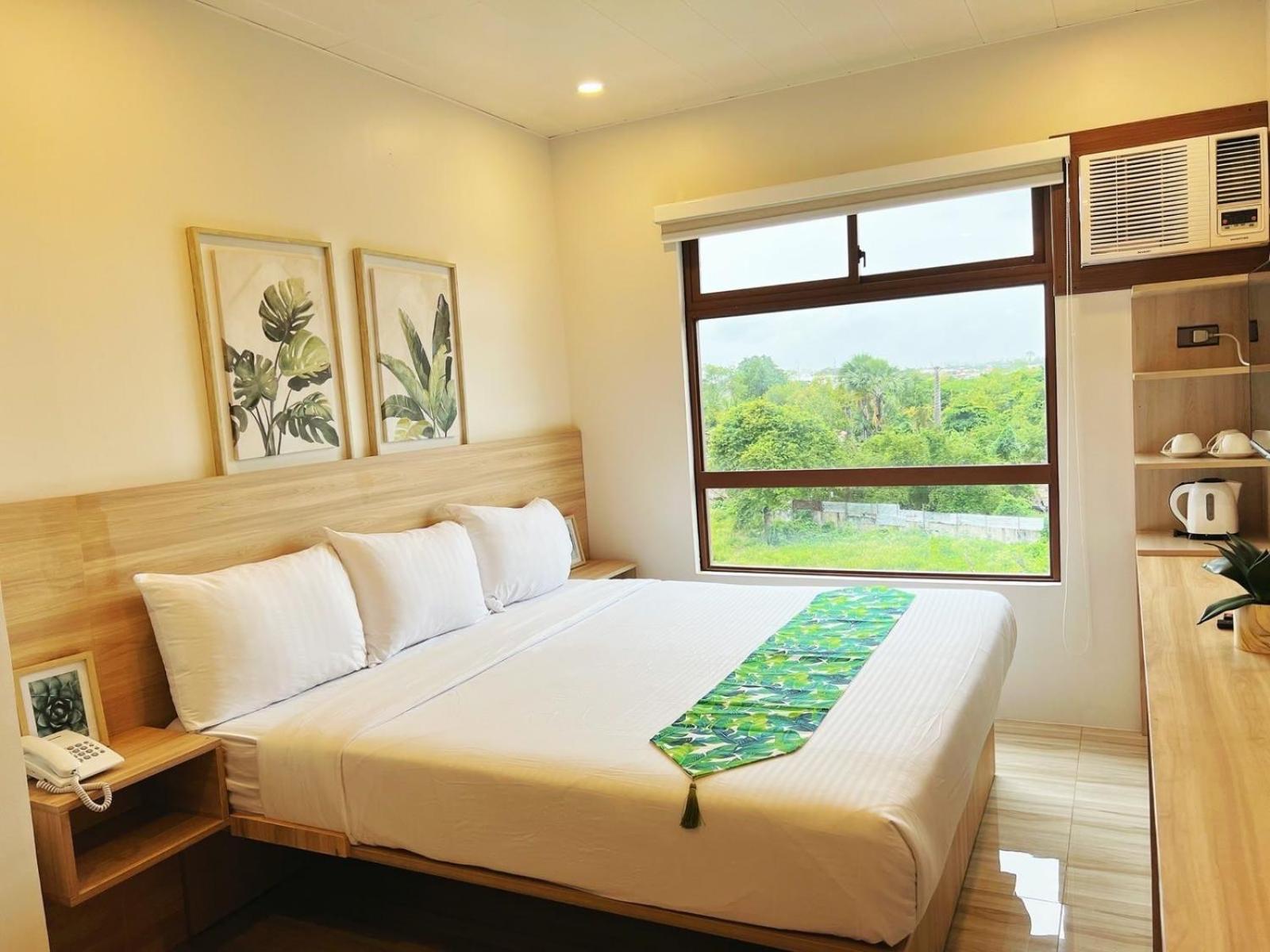 Hotel Summer *