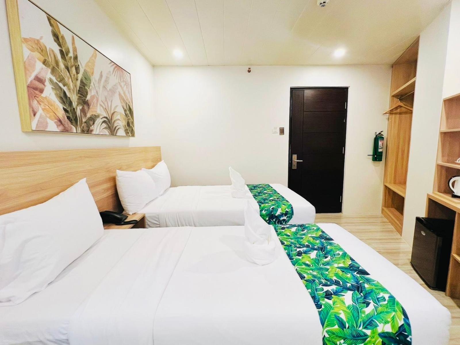 Hotel Summer