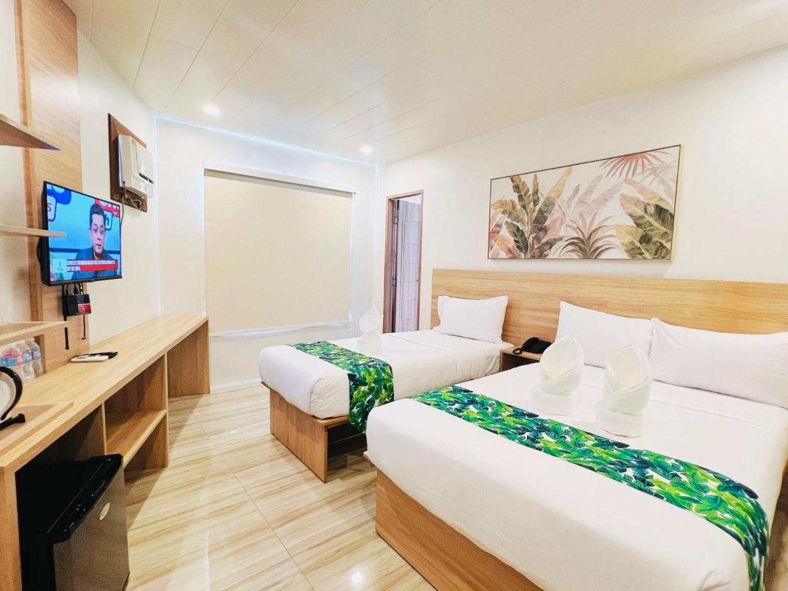 Hotel Summer