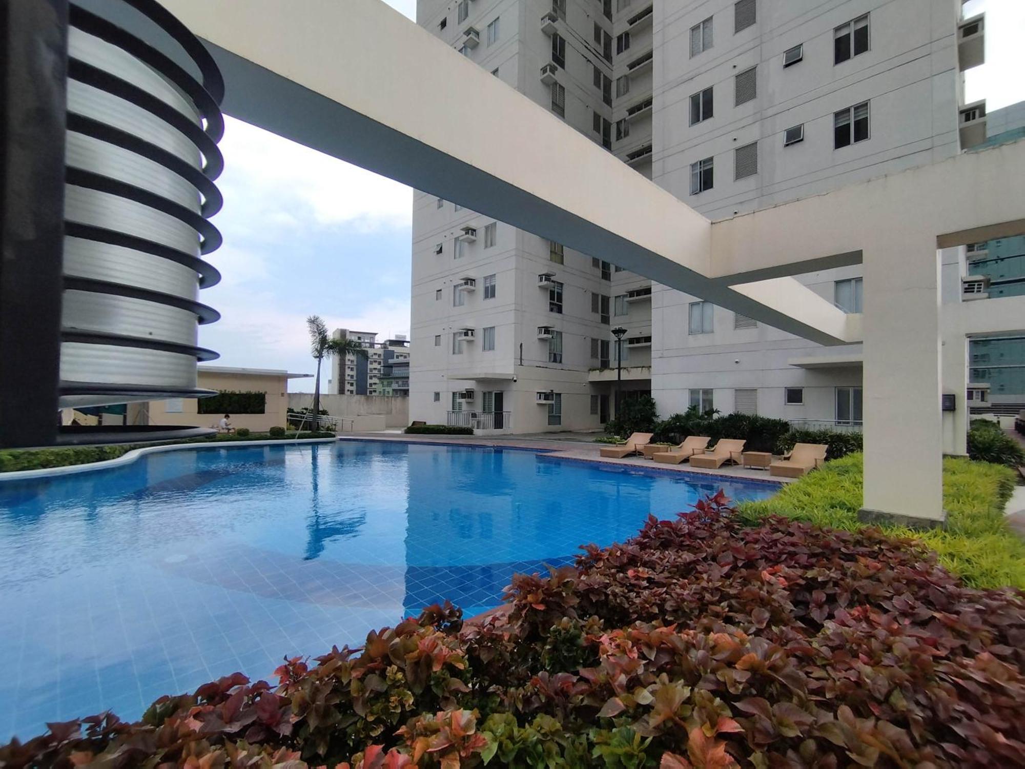 Apartment It Park 1br 22nd Floor Near Ayala And Sugbo Mercado Cebu