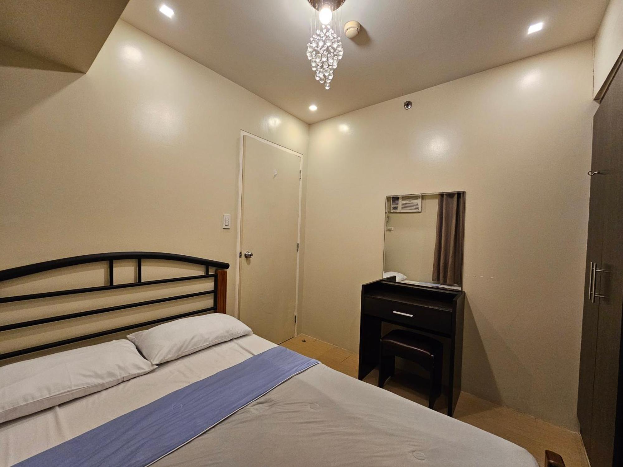 It Park 1br 22nd Floor Near Ayala And Sugbo Mercado * Cebu