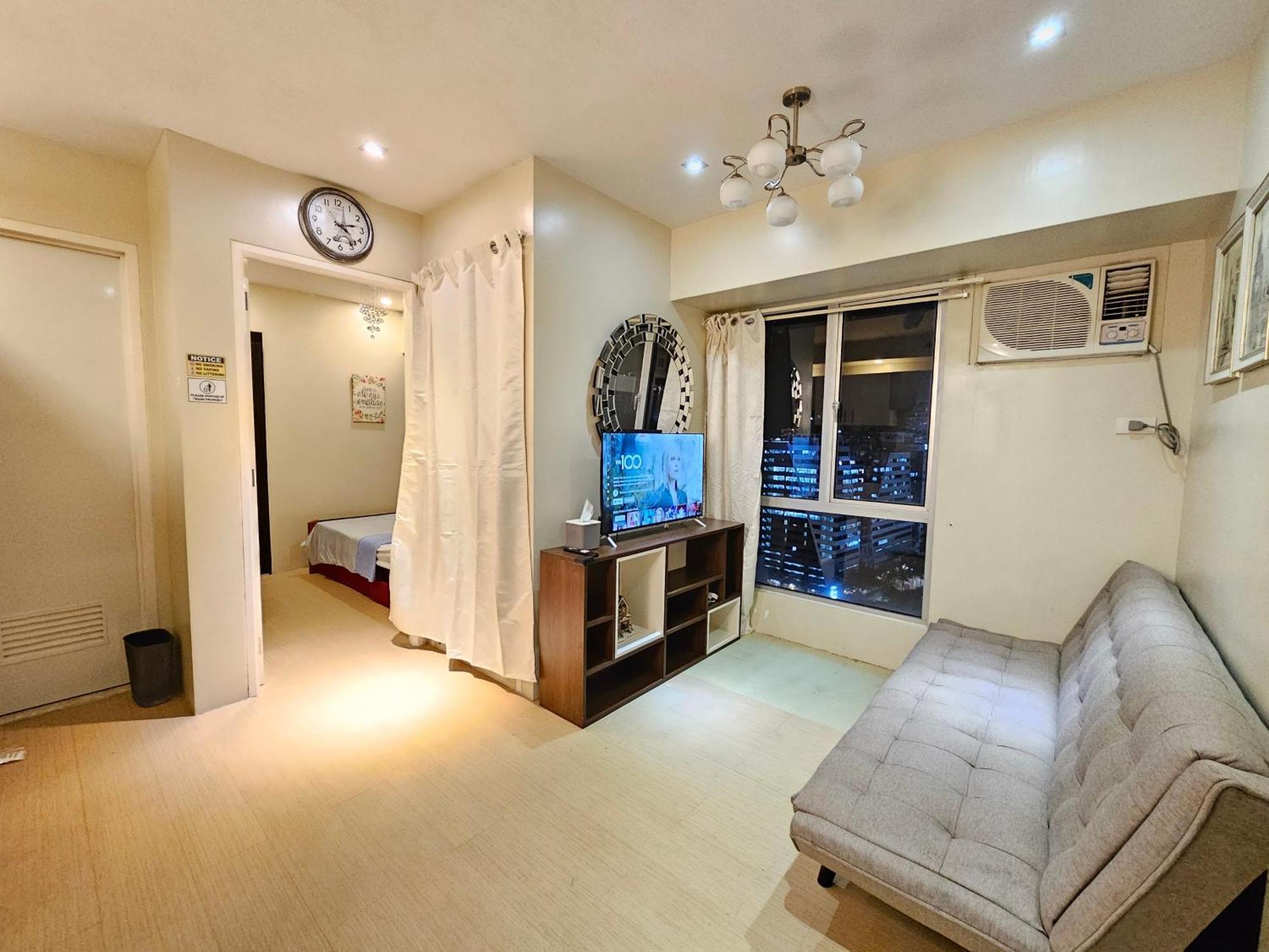It Park 1br 22nd Floor Near Ayala And Sugbo Mercado Apartment