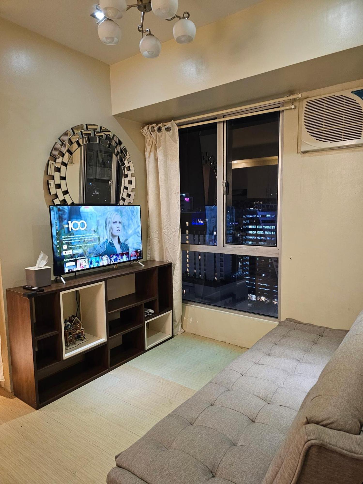 Apartment It Park 1br 22nd Floor Near Ayala And Sugbo Mercado *