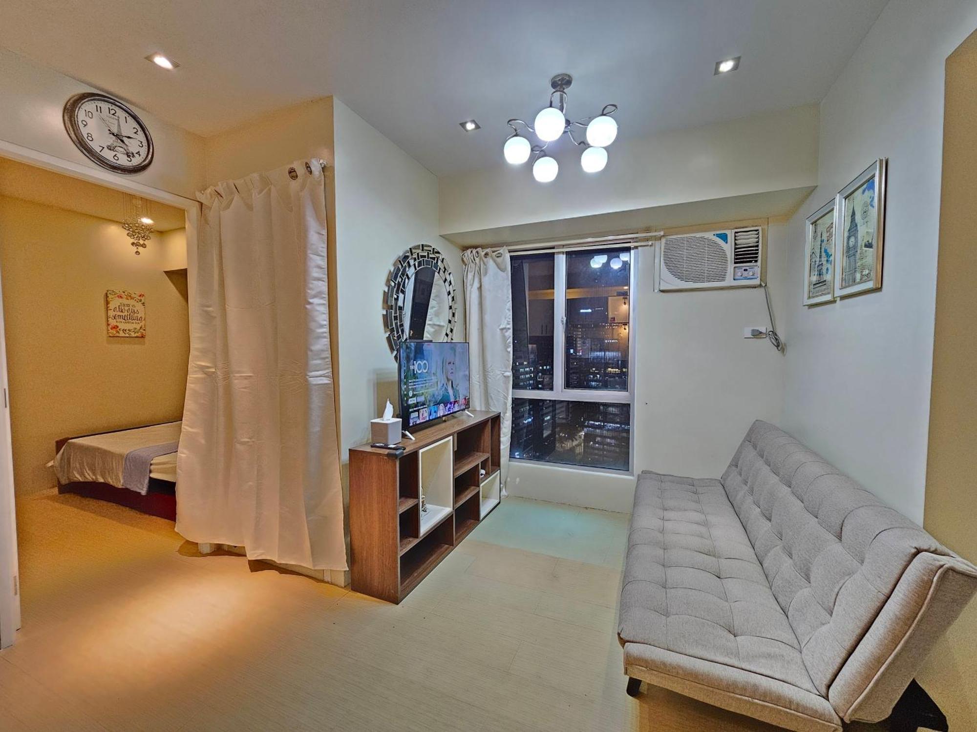 It Park 1br 22nd Floor Near Ayala And Sugbo Mercado Apartment *