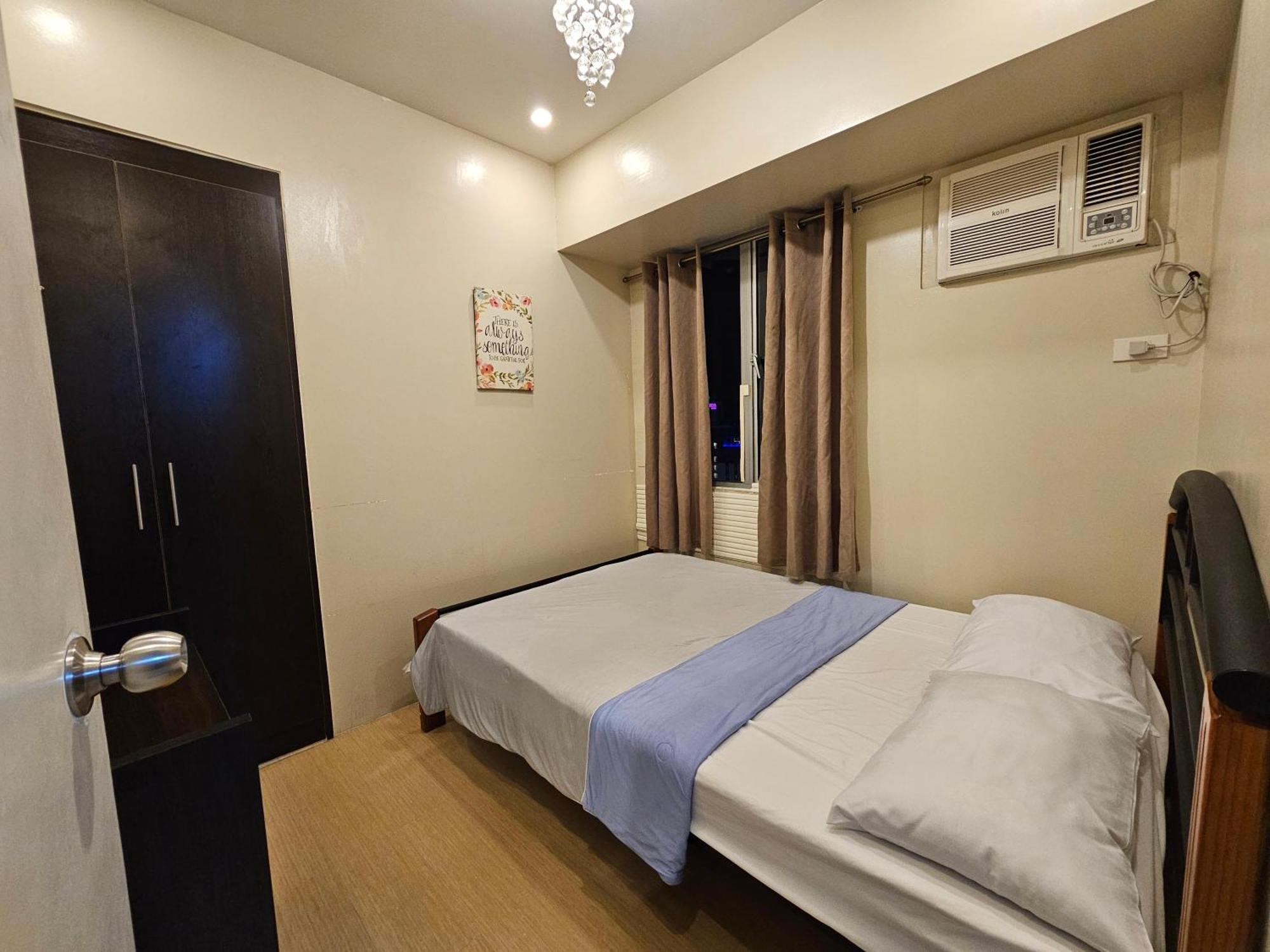 It Park 1br 22nd Floor Near Ayala And Sugbo Mercado *