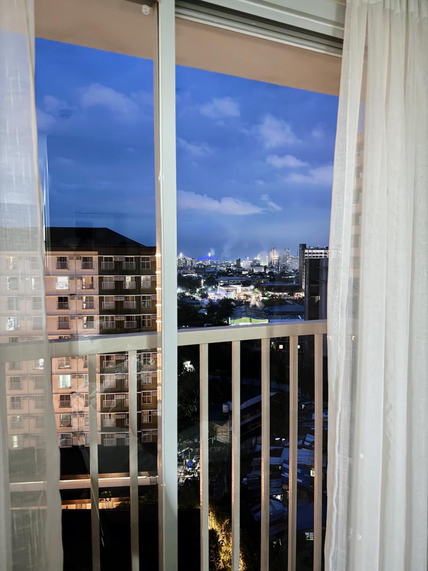 Cf Haven - Living W/ Balcony At Bamboo Bay Aparthotel *