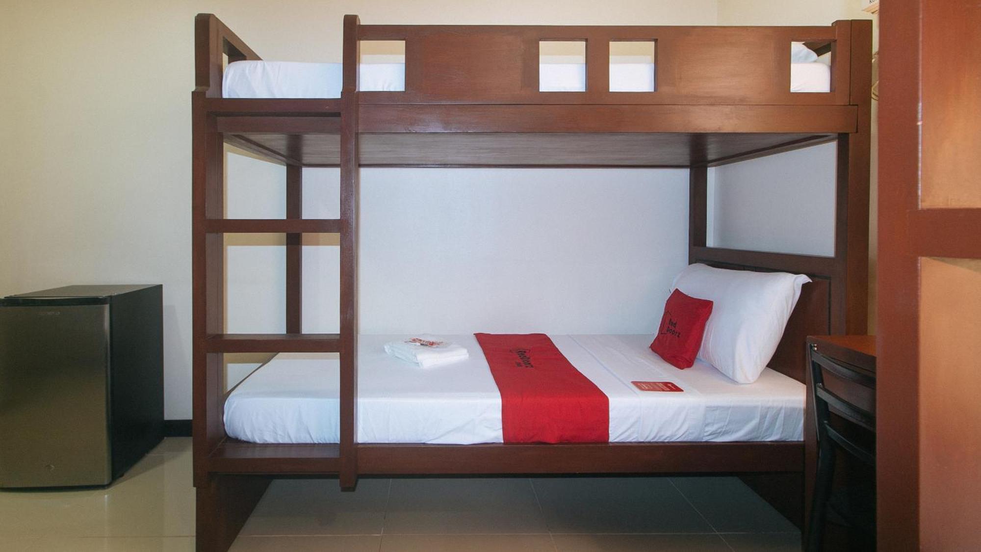 Reddoorz At Nucell Cebu