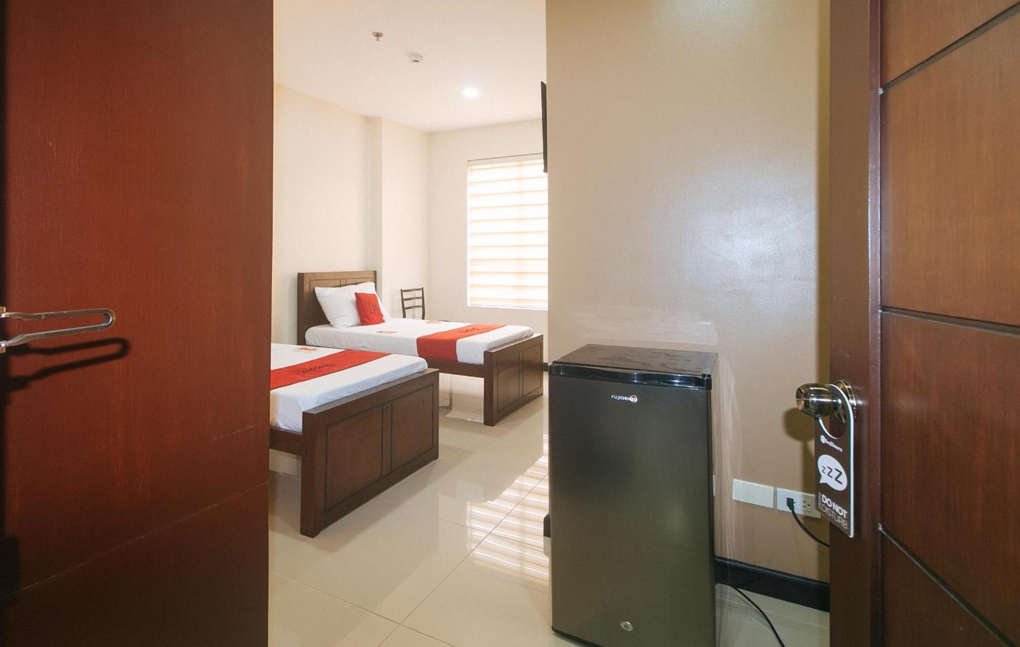 Reddoorz At Nucell Hotel