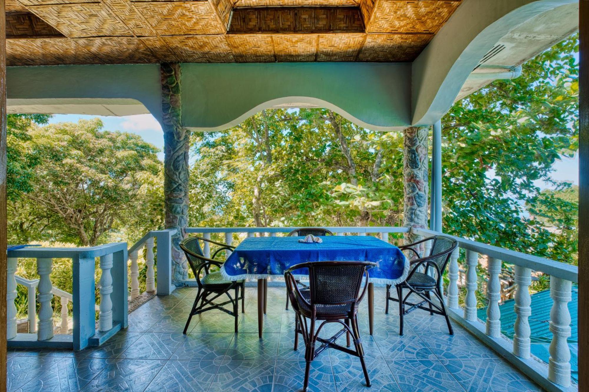 Pilar Pilapil House In Malapascua *